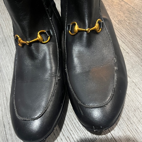 Gucci Black Leather Ankle Boots with Gold Buckle Size 41 - Picture 2 of 9